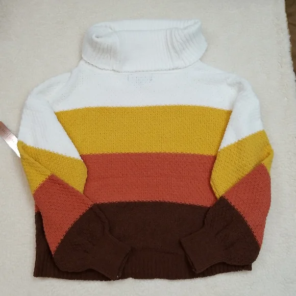 Almost Famous Sweater Earth tone Stripes - Picture 3 of 9